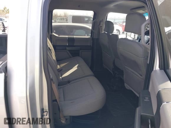 ✅ 2015 Ford F-150 XL • VIN: 1FTEW1CPXFKF02269 • Лот: 41590185. Опубликован ранее на IAAI с пробегом 285 377 миль. Бесплатный доступ к архиву аукционных продаж из США и подробный отчёт об истории автомобиля на DreamBid. Изображение 8.