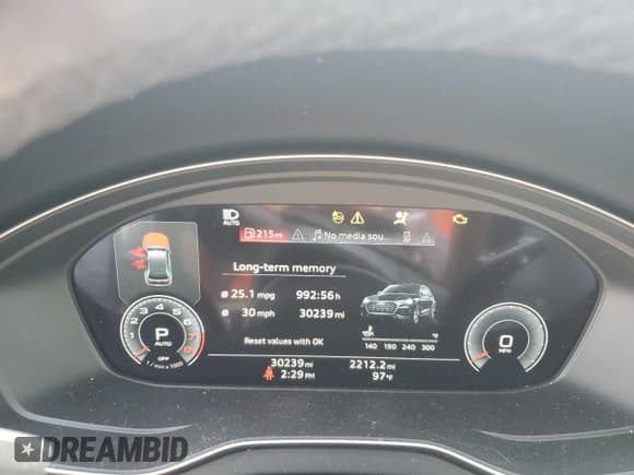 ✅ 2023 Audi Q5 S line Prestige • VIN: WA1FAAFY6P2125183 • Lot: 69845485. Wystawiony na Copart z przebiegiem 30 239 mil. Bezpłatny archiwum sprzedaży aukcyjnych z USA i szczegółowy raport historii pojazdu na DreamBid. Zdjęcie 9.