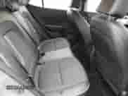 ✅ 2022 Hyundai Venue SEL • VIN: KMHRC8A33NU165994 • Лот: 81806334. Размещён на Copart с пробегом 36 935 миль миль. Получите бесплатный доступ к архиву аукционных продаж из США и посмотрите подробный отчёт об истории автомобиля на DreamBid. Изображение 11.