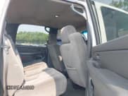 ✅ 2006 Chevrolet Silverado 2500HD LT3 • VIN: 1GCHK23D06F160988 • Лот: 42415980. Опубликован ранее на IAAI с пробегом 306 451 миль. Бесплатный доступ к архиву аукционных продаж из США и подробный отчёт об истории автомобиля на DreamBid. Изображение 8.