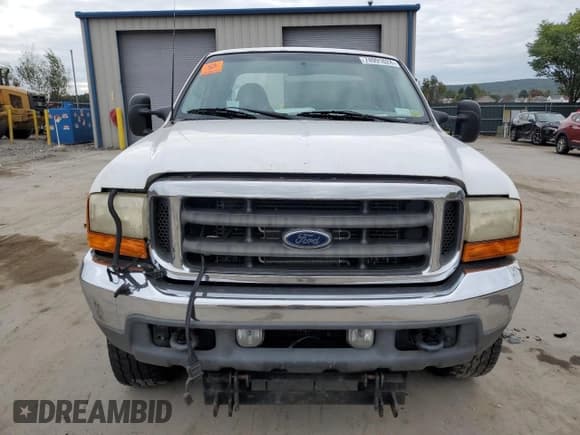 ✅ 2001 Ford F-250 XL • VIN: 1FTNX21L81EA44788 • Lot: 74991624. Listed on Copart with 131,083 mi. Free auction sales archive from the USA and detailed vehicle history report at DreamBid. Image 5.