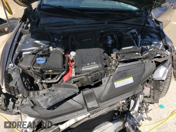 ✅ 2013 Audi RS 5 • VIN: WUAC6AFR1DA901260 • Lot: 71126734. Wystawiony na Copart z przebiegiem 105 779 mil. Bezpłatny archiwum sprzedaży aukcyjnych z USA i szczegółowy raport historii pojazdu na DreamBid. Zdjęcie 11.