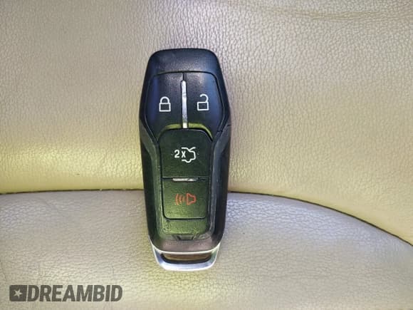 ✅ 2016 Ford Edge SEL • VIN: 2FMPK4J88GBC61935 • Lot: 43543785. Listed on IAAI with 171,781 mi. Free auction sales archive from the USA and detailed vehicle history report at DreamBid. Image 11.