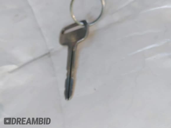 ✅ 1998 Toyota Sienna LE • VIN: 4T3ZF13C9WU018809 • Lot: 43253206. Wystawiony na IAAI z przebiegiem 448 736 mil. Bezpłatny archiwum sprzedaży aukcyjnych z USA i szczegółowy raport historii pojazdu na DreamBid. Zdjęcie 11.