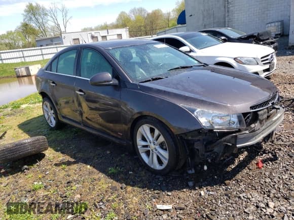 ✅ 2015 Chevrolet Cruze LTZ • VIN: 1G1PG5SB7F7202512 • Lot: 47837793. Listed on Copart with 136,945 mi. Free auction sales archive from the USA and detailed vehicle history report at DreamBid. Image 4.