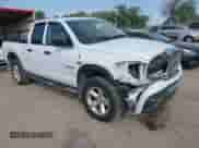 2008 Dodge 1500 SLT z VIN 1D7HU18288S584477, wystawiony jako IAAI lot #43352438 z przebiegiem 193 413 mil mil oraz . Historia ofert i sprzedaży dostępna na DreamBid. Obrazek 1.