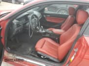 ✅ 2016 BMW 2 Series M235i xDrive • VIN: WBA1J9C5XGV696261 • Lot: 54910175. Wystawiony na Copart z przebiegiem 90 031 mil. Bezpłatny archiwum sprzedaży aukcyjnych z USA i szczegółowy raport historii pojazdu na DreamBid. Zdjęcie 7.