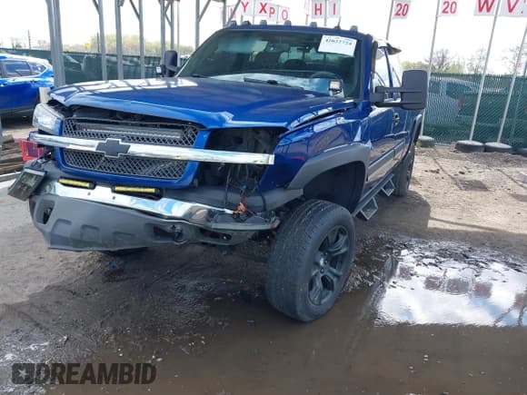✅ 2004 Chevrolet Silverado 1500 Z71 • VIN: 1GCEK19T24E291984 • Lot: 42022724. Listed on IAAI with 243,333 mi. Free auction sales archive from the USA and detailed vehicle history report at DreamBid. Image 17.