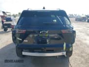 ✅ 2026 Chevrolet Equinox FWD ACTIV • VIN: 3GNAXKEG2TL131950 • Lot: 42992545. Wystawiony na IAAI z przebiegiem 823 mil. Bezpłatny archiwum sprzedaży aukcyjnych z USA i szczegółowy raport historii pojazdu na DreamBid. Zdjęcie 17.