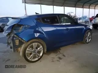 ✅ 2016 Hyundai Veloster • VIN: KMHTC6AD4GU302690 • Lot: 83694004. Wystawiony na Copart z przebiegiem 150 846 mil. Bezpłatny archiwum sprzedaży aukcyjnych z USA i szczegółowy raport historii pojazdu na DreamBid. Zdjęcie 3.