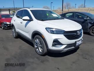 ✅ 2022 Buick Encore GX Essence • VIN: KL4MMFSL2NB148947 • Лот: 41955566. Опубликован ранее на IAAI с пробегом 20 967 миль. Бесплатный доступ к архиву аукционных продаж из США и подробный отчёт об истории автомобиля на DreamBid. Изображение 1.