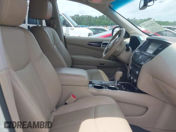 ✅ 2014 Nissan Pathfinder S • VIN: 5N1AR2MNXEC693088 • Lot: 42165587. Listed on IAAI with 134,668 mi. Free auction sales archive from the USA and detailed vehicle history report at DreamBid. Image 5.