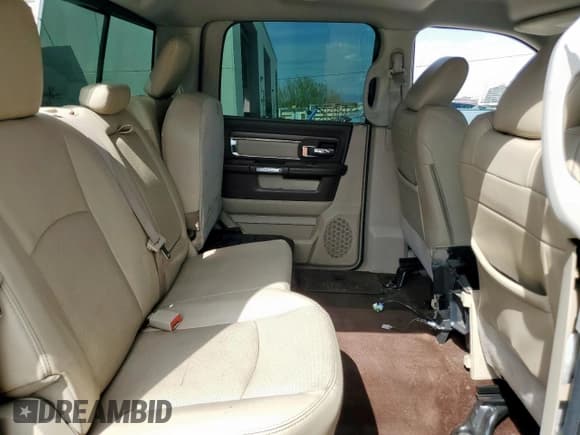 ✅ 2015 Ram 2500 Laramie • VIN: 3C6UR5FL3FG632430 • Lot: 81963885. Wystawiony na Copart z przebiegiem 147 093 mil. Bezpłatny archiwum sprzedaży aukcyjnych z USA i szczegółowy raport historii pojazdu na DreamBid. Zdjęcie 10.