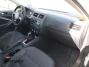 ✅ 2012 Volkswagen Jetta SE • VIN: 3VWDP7AJ0CM332273 • Lot: 42807798. Listed on IAAI with 160,501 mi. Free auction sales archive from the USA and detailed vehicle history report at DreamBid. Image 5.