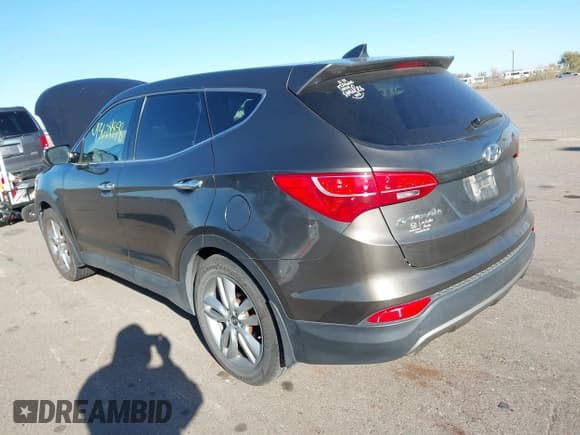 ✅ 2013 Hyundai Santa Fe Sport • VIN: 5XYZW3LA5DG040716 • Lot: 43681898. Listed on IAAI with 214,736 mi. Free auction sales archive from the USA and detailed vehicle history report at DreamBid. Image 3.