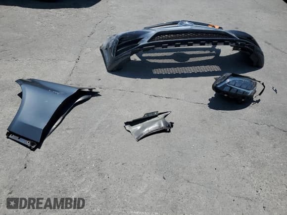 ✅ 2019 Mercedes-Benz C 43 AMG • VIN: 55SWF6EBXKU294290 • Lot: 65159015. Wystawiony na Copart z przebiegiem 98 131 mil. Bezpłatny archiwum sprzedaży aukcyjnych z USA i szczegółowy raport historii pojazdu na DreamBid. Zdjęcie 12.