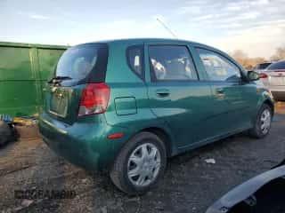 2004 Chevrolet Aveo z VIN KL1TD626X4B204375, wystawiony jako Copart lot #82783333 z przebiegiem 127 573 mil mil oraz Nie do naprawy • Non repairable. Historia ofert i sprzedaży dostępna na DreamBid. Obrazek 3.
