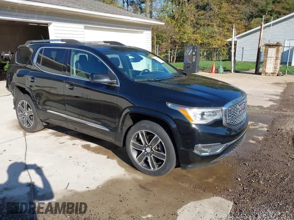 ✅ 2018 GMC Acadia Denali • VIN: 1GKKNXLS5JZ100452 • Lot: 43467317. Listed on IAAI with 57,085 mi. Free auction sales archive from the USA and detailed vehicle history report at DreamBid. Image 1.