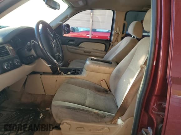 ✅ 2008 Chevrolet Suburban 1LT • VIN: 1GNFK16328J238778 • Lot: 74339254. Wystawiony na Copart z przebiegiem 258 694 mil. Bezpłatny archiwum sprzedaży aukcyjnych z USA i szczegółowy raport historii pojazdu na DreamBid. Zdjęcie 7.