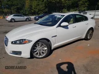 ✅ 2013 Jaguar XF RWD • VIN: SAJWA0E71D8S90061 • Лот: 82432725. Опубликован ранее на Copart с пробегом Не указан. Бесплатный доступ к архиву аукционных продаж из США и подробный отчёт об истории автомобиля на DreamBid. Изображение 1.