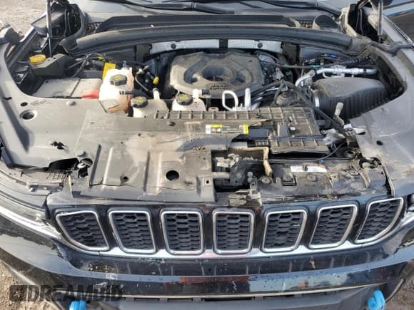 ✅ 2023 Jeep Grand Cherokee Overland • VIN: 1C4RJYD61P8794715 • Lot: 81606465. Listed on Copart with 54,242 mi. Free auction sales archive from the USA and detailed vehicle history report at DreamBid. Image 12.