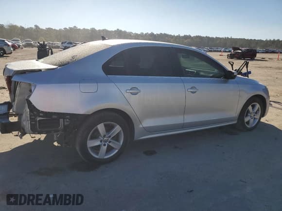 ✅ 2013 Volkswagen Jetta TDI w/Premium/Nav • VIN: 3VWLL7AJ3DM202920 • Лот: 91023835. Опубликован ранее на Copart с пробегом Не указан. Бесплатный доступ к архиву аукционных продаж из США и подробный отчёт об истории автомобиля на DreamBid. Изображение 3.