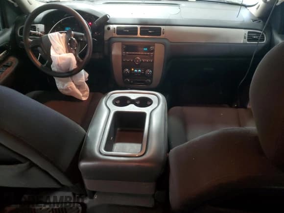 ✅ 2014 Chevrolet Tahoe Commercial • VIN: 1GNLC2E00ER167400 • Lot: 82217174. Listed on Copart with 136,376 mi. Free auction sales archive from the USA and detailed vehicle history report at DreamBid. Image 8.