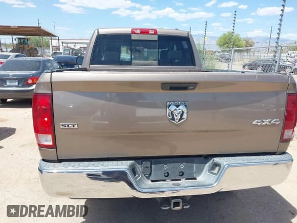 ✅ 2009 Dodge 1500 SLT • VIN: 1D3HV18T09S758065 • Lot: 42207452. Wystawiony na IAAI z przebiegiem 131 520 mil. Bezpłatny archiwum sprzedaży aukcyjnych z USA i szczegółowy raport historii pojazdu na DreamBid. Zdjęcie 16.