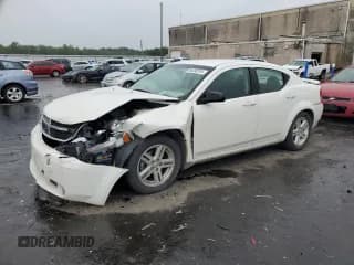 ✅ 2009 Dodge Avenger SXT • VIN: 1B3LC56B19N523927 • Лот: 66490104. Опубликован ранее на Copart с пробегом 139 727 миль. Бесплатный доступ к архиву аукционных продаж из США и подробный отчёт об истории автомобиля на DreamBid. Изображение 1.