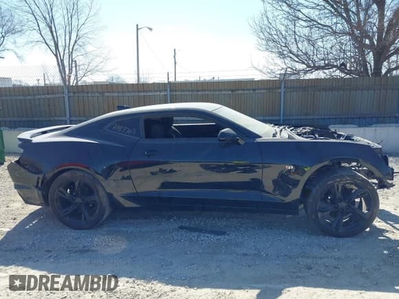 ✅ 2020 Chevrolet Camaro 1SS • VIN: 1G1FF1R73L0110083 • Lot: 41752871. Listed on IAAI with Not provided. Free auction sales archive from the USA and detailed vehicle history report at DreamBid. Image 14.