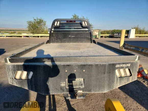✅ 2019 Chevrolet Silverado 3500 • VIN: 1GB4KVCY6KF114079 • Lot: 69431665. Listed on Copart with 115,432 mi. Free auction sales archive from the USA and detailed vehicle history report at DreamBid. Image 6.