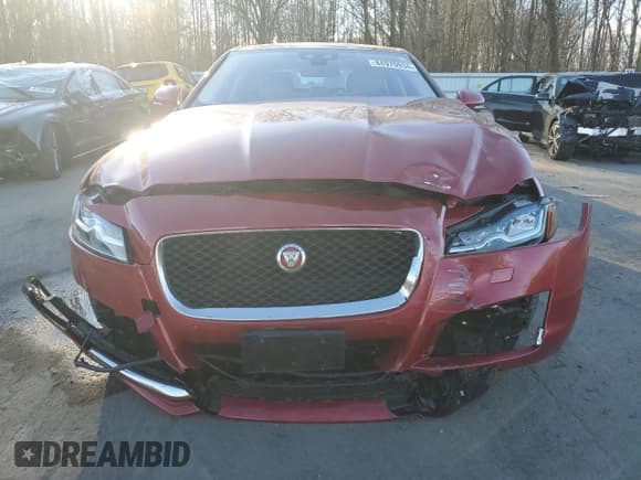 ✅ 2018 Jaguar XF 25t Premium • VIN: SAJBJ4FX6JCY55188 • Лот: 84970934. Опубликован ранее на Copart с пробегом 33 338 миль. Бесплатный доступ к архиву аукционных продаж из США и подробный отчёт об истории автомобиля на DreamBid. Изображение 5.