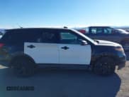 ✅ 2014 Ford Police Interceptor Utility • VIN: 1FM5K8AR6EGA33655 • Lot: 41557993. Wystawiony na IAAI z przebiegiem 79 131 mil. Bezpłatny archiwum sprzedaży aukcyjnych z USA i szczegółowy raport historii pojazdu na DreamBid. Zdjęcie 13.