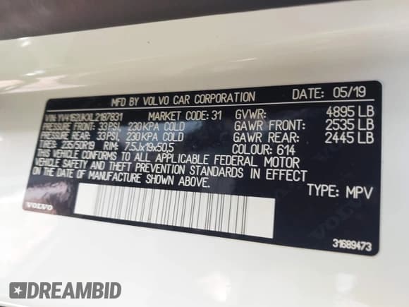 ✅ 2020 Volvo XC40 Momentum • VIN: YV4162UKXL2187831 • Lot: 43594664. Listed on IAAI with 28,578 mi. Free auction sales archive from the USA and detailed vehicle history report at DreamBid. Image 9.