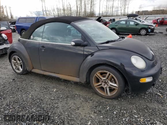 ✅ 2003 Volkswagen Beetle GLS • VIN: 3VWCD21Y53M316266 • Lot: 85853844. Listed on Copart with 149,715 mi. Free auction sales archive from the USA and detailed vehicle history report at DreamBid. Image 4.