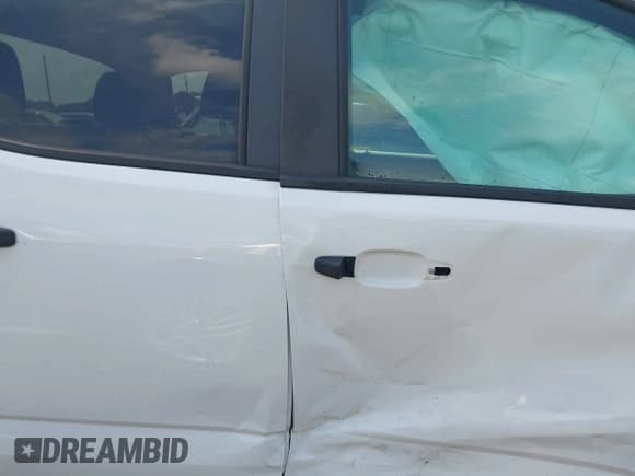 ✅ 2019 Chevrolet Colorado 2WD Work Truck • VIN: 1GCGSBENXK1294089 • Лот: 42512238. Опубликован ранее на IAAI с пробегом 110 648 миль. Бесплатный доступ к архиву аукционных продаж из США и подробный отчёт об истории автомобиля на DreamBid. Изображение 13.