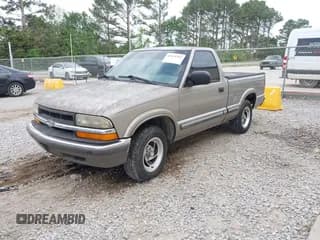 ✅ 2000 Chevrolet S-10 • VIN: 1GCCS1448YK122003 • Лот: 42059702. Опубликован ранее на IAAI с пробегом 238 279 миль. Бесплатный доступ к архиву аукционных продаж из США и подробный отчёт об истории автомобиля на DreamBid. Изображение 2.