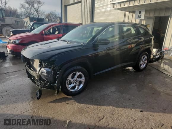 ✅ 2022 Hyundai Tucson SE • VIN: 5NMJACAE5NH054284 • Lot: 93118275. Listed on Copart with 61,319 mi. Free auction sales archive from the USA and detailed vehicle history report at DreamBid. Image 1.