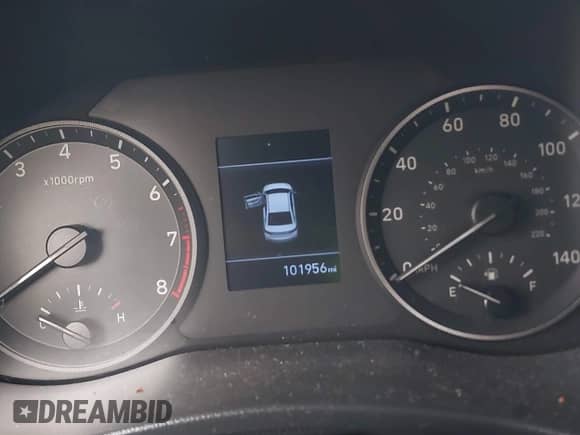 2018 Hyundai Accent Limited z VIN 3KPC34A35JE020712, wystawiony jako IAAI lot #42000295 z przebiegiem 101 956 mil mil oraz . Historia ofert i sprzedaży dostępna na DreamBid. Obrazek 15.