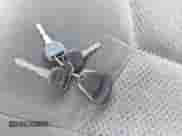 2006 Chevrolet Silverado 1500 LT2 z VIN 2GCEC19T861121260, wystawiony jako IAAI lot #42660747 z przebiegiem Nie podano mil oraz . Historia ofert i sprzedaży dostępna na DreamBid. Obrazek 11.