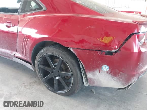 ✅ 2012 Chevrolet Camaro 1LT • VIN: 2G1FB1E36C9200008 • Lot: 43680140. Wystawiony na IAAI z przebiegiem 184 559 mil. Bezpłatny archiwum sprzedaży aukcyjnych z USA i szczegółowy raport historii pojazdu na DreamBid. Zdjęcie 6.