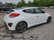 ✅ 2016 Hyundai Veloster Turbo • VIN: KMHTC6AE6GU299803 • Lot: 56931025. Wystawiony na Copart z przebiegiem Nie podano. Bezpłatny archiwum sprzedaży aukcyjnych z USA i szczegółowy raport historii pojazdu na DreamBid. Zdjęcie 3.