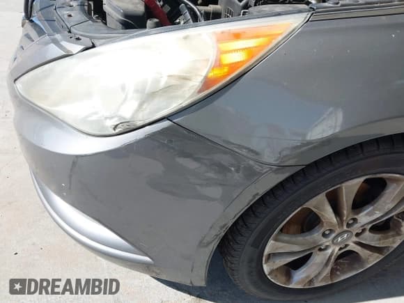 ✅ 2011 Hyundai Sonata SE • VIN: 5NPEC4ACXBH084783 • Лот: 43695672. Опубликован ранее на IAAI с пробегом 173 362 миль. Бесплатный доступ к архиву аукционных продаж из США и подробный отчёт об истории автомобиля на DreamBid. Изображение 6.