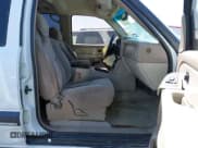 ✅ 2003 Chevrolet Tahoe LT • VIN: 1GNEC13Z83R150605 • Lot: 41844680. Wystawiony na IAAI z przebiegiem Nie podano. Bezpłatny archiwum sprzedaży aukcyjnych z USA i szczegółowy raport historii pojazdu na DreamBid. Zdjęcie 5.