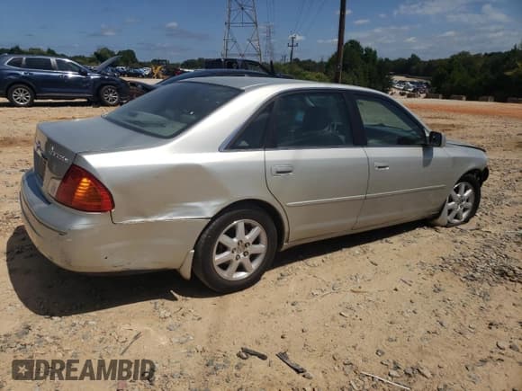 ✅ 2002 Toyota Avalon XL • VIN: 4T1BF28B62U247054 • Лот: 70007684. Опубликован ранее на Copart с пробегом 397 674 миль. Бесплатный доступ к архиву аукционных продаж из США и подробный отчёт об истории автомобиля на DreamBid. Изображение 3.
