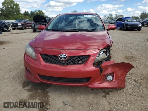 ✅ 2010 Toyota Corolla XLE • VIN: 1NXBU4EE8AZ218041 • Лот: 71537245. Опубликован ранее на Copart с пробегом 116 622 миль. Бесплатный доступ к архиву аукционных продаж из США и подробный отчёт об истории автомобиля на DreamBid. Изображение 5.