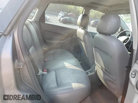 ✅ 2004 Ford Focus ZTS • VIN: 1FAFP38ZX4W143024 • Lot: 67103935. Listed on Copart with 172,996 mi. Free auction sales archive from the USA and detailed vehicle history report at DreamBid. Image 10.