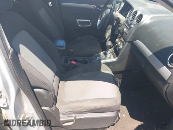 ✅ 2012 Chevrolet Captiva Sport LS • VIN: 3GNAL2EK6CS554231 • Lot: 42142431. Wystawiony na IAAI z przebiegiem 151 645 mil. Bezpłatny archiwum sprzedaży aukcyjnych z USA i szczegółowy raport historii pojazdu na DreamBid. Zdjęcie 5.