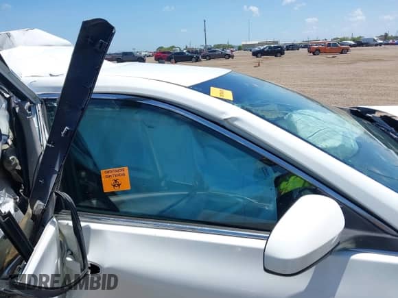 2016 Toyota Camry XLE с VIN 4T4BF1FK8GR547396, выставлен на аукционе IAAI как лот 42942998 с пробегом Не указан миль и . История ставок и продаж доступна на DreamBid. Изображение 5.