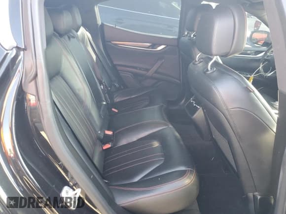 ✅ 2017 Maserati Ghibli S • VIN: ZAM57RSS3H1216866 • Лот: 91087785. Опубликован ранее на Copart с пробегом 82 185 миль. Бесплатный доступ к архиву аукционных продаж из США и подробный отчёт об истории автомобиля на DreamBid. Изображение 10.